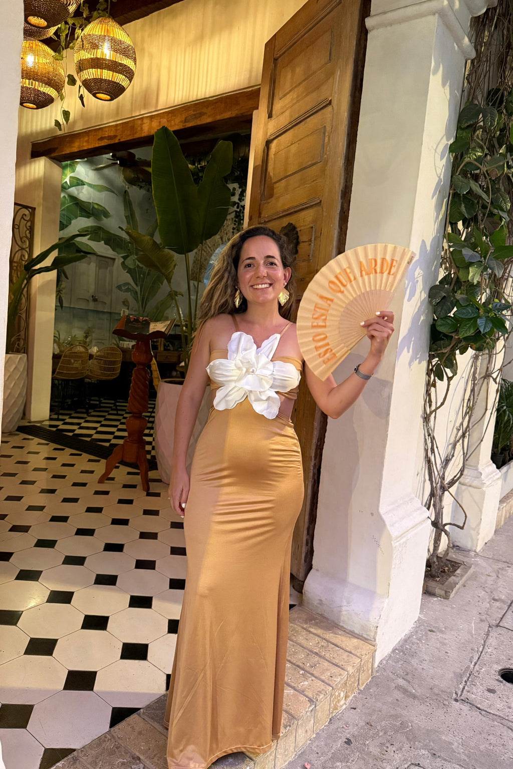 VESTIDO MARGARITA CAMEL